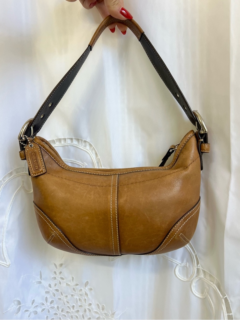 Vintage Coach Soho 9541 British Tan Leather Small Hobo Shoulder Bag Y2K